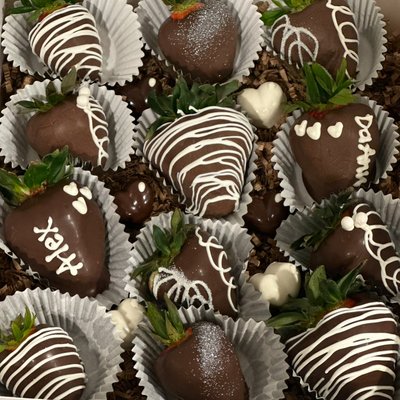 Chocolate Covered Strawberries - One Dozen 