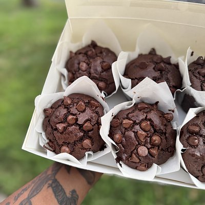 Chocolate Muffins (Large) 6ct 
