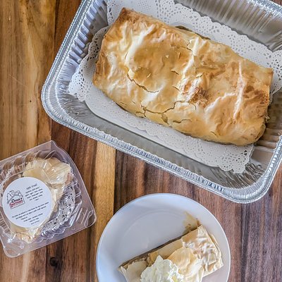 Apple Strudel - whole