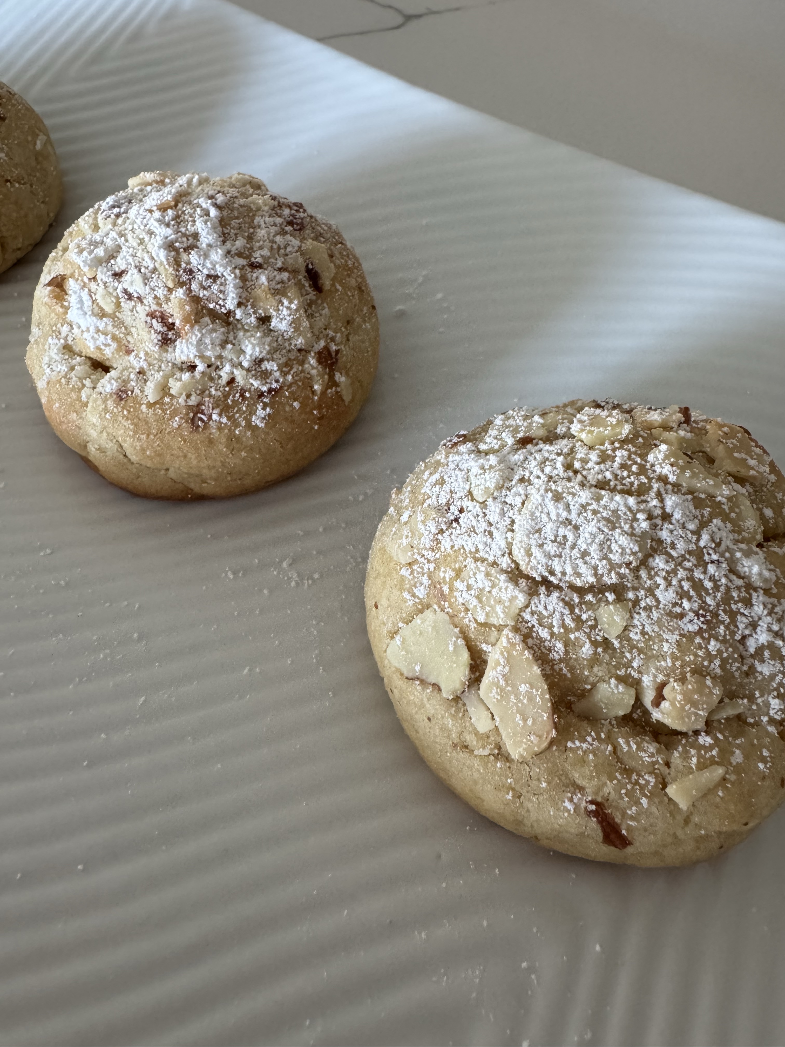 Almond Cookie 