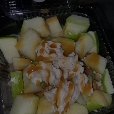 apple cheesecake salad .