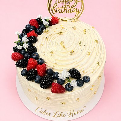 BERRIES & CHANTILLY CRÈME CAKE- 8” Or 10” Layered Cake