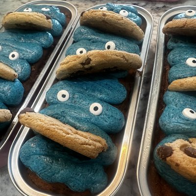 Cookie Monster Mini Cake