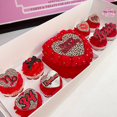 6 Inch Cake & 8 Cupcakes Box 