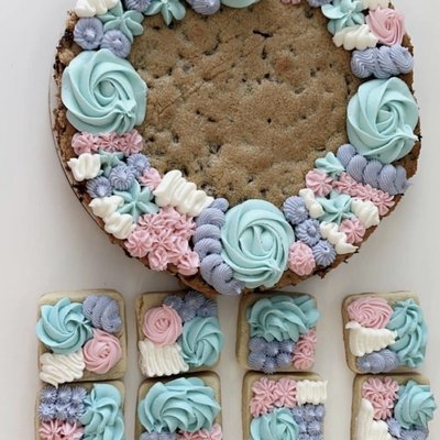 Cookie Cakes