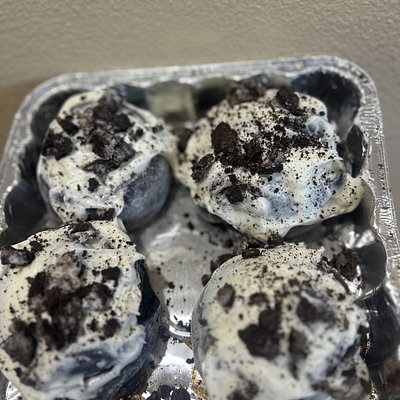 Bulk Pricing ( Business Only) Cookies N Cream Rolls