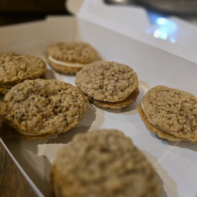 Oatmeal Cream Pies - 6 Pack