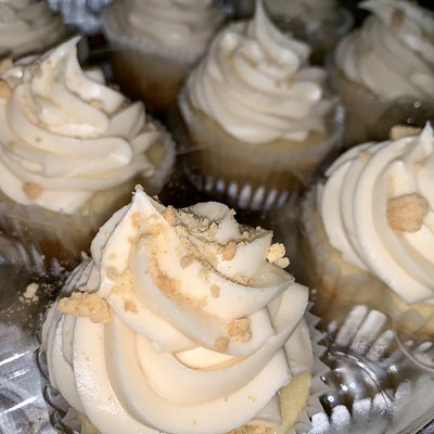 Vanilla Cupcakes 