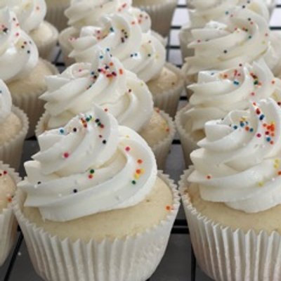 Cupcakes Basic Flavors (1 Doz) 