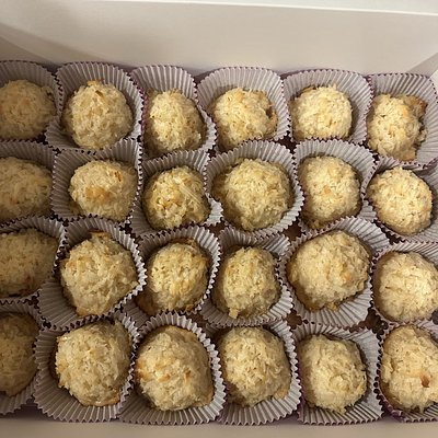 Coconut Macaroons 