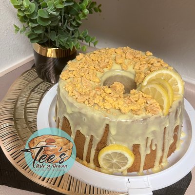 Lemon Oreo Pound Cake