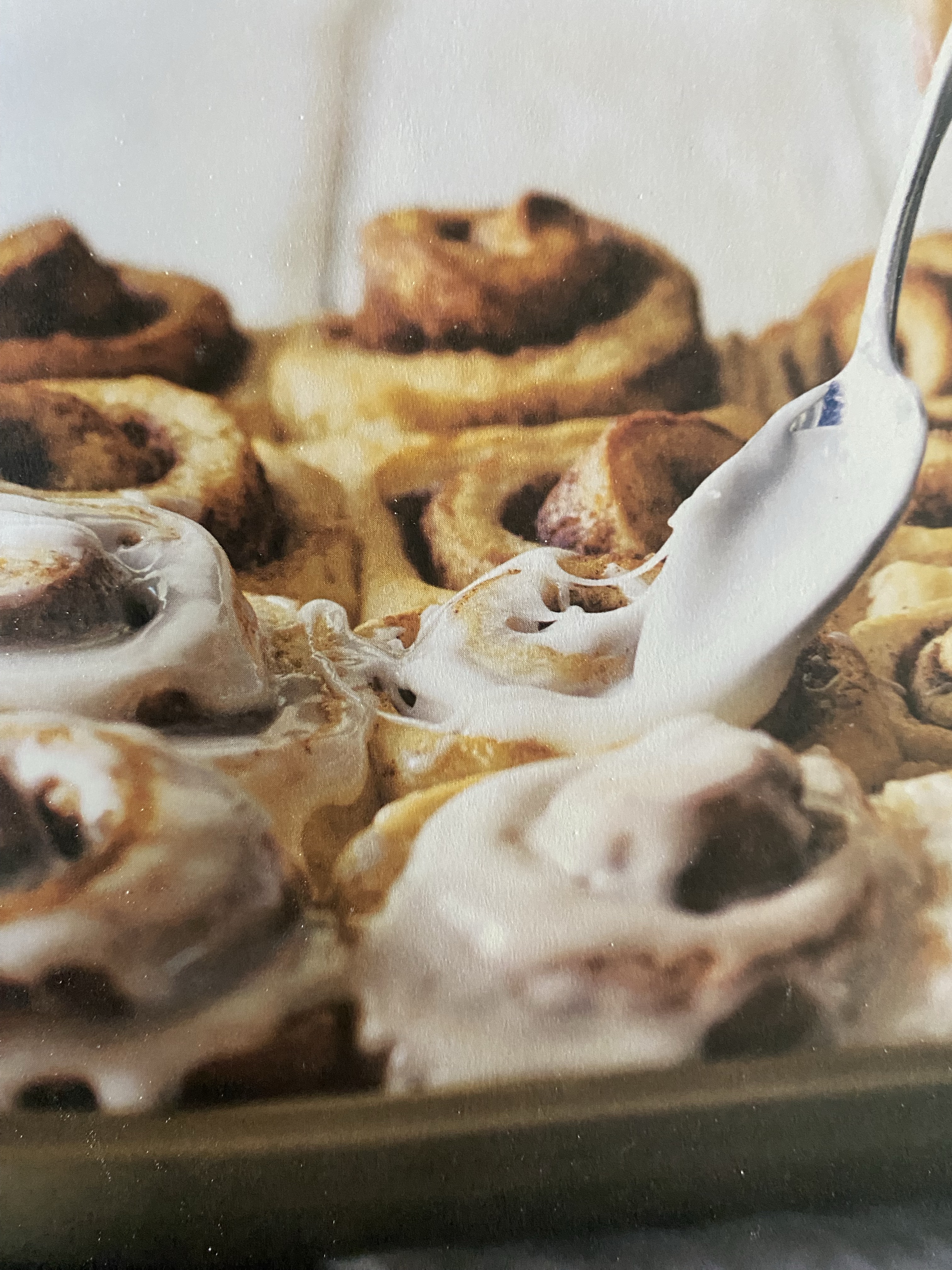 Cinnamon Rolls and Cream Cheese Frosting