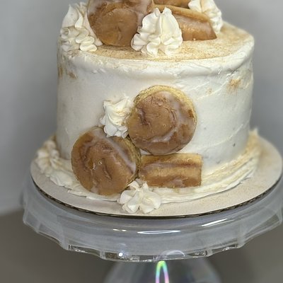 Honey Bun Cake 