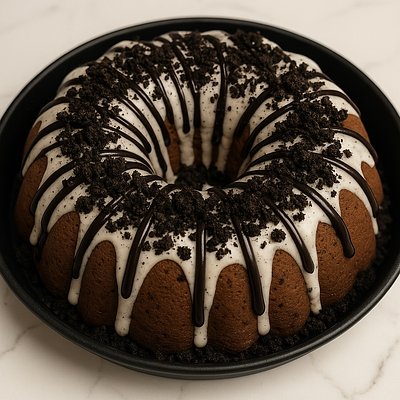 Cookies 🍪 And Cream Bundt Cake