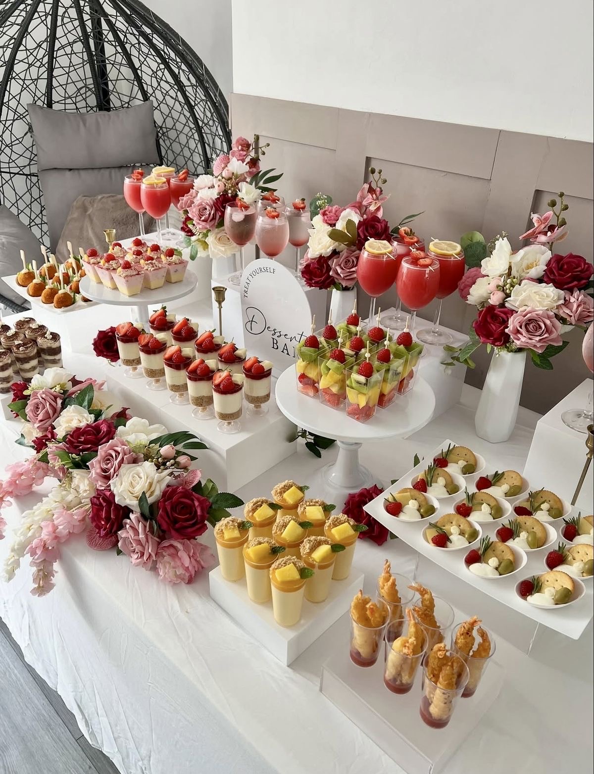 Medium Party Table Package 