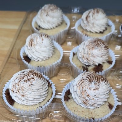 Cinnamon Swirl Cupcakes