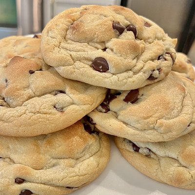 (5) DF Baby Monster Chocolate Chip Cookies