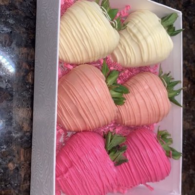 Half Dozen Berry Box