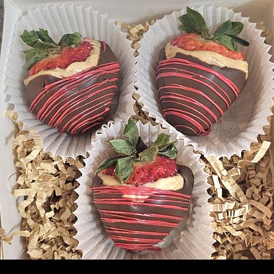 PB & J Chocolate Covered Strawberries - 6 count