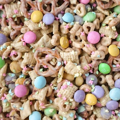 White chocolate crack mix 