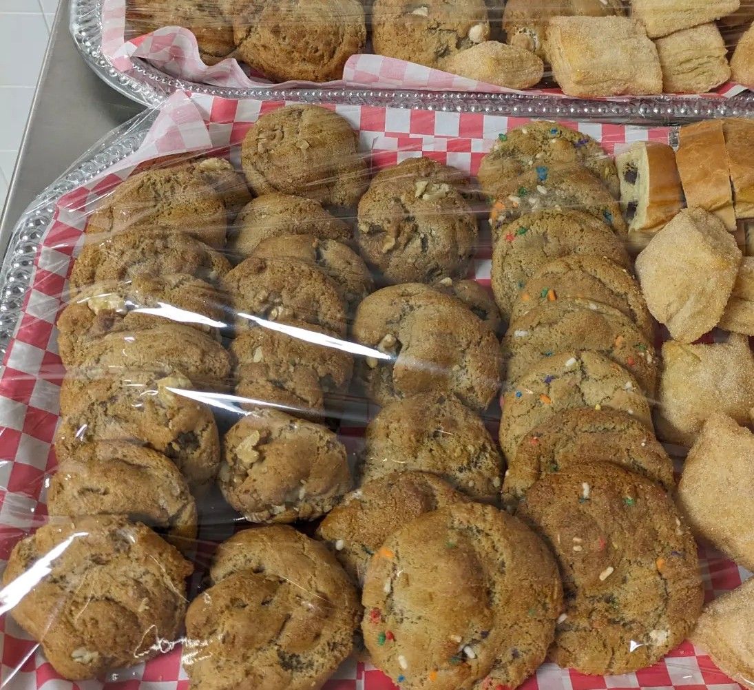 One Dozen Cookies