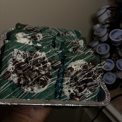 Full cookie monster brownie pan 