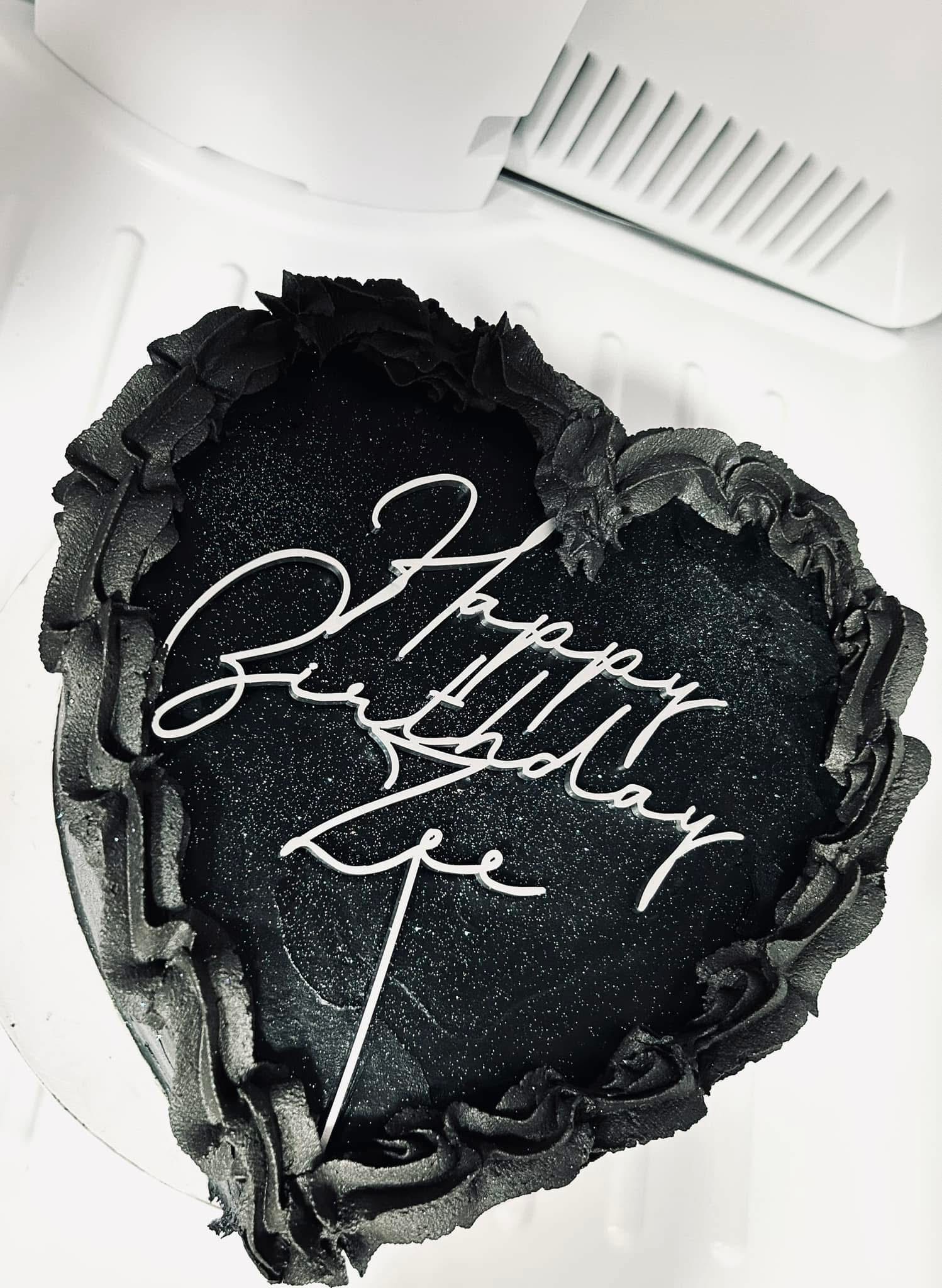 8” Heart Cake 