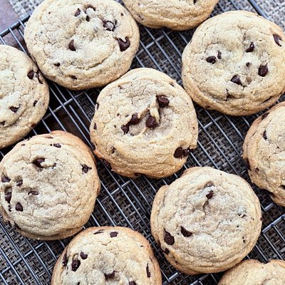 Large Salted Chocolate Chip Cookies
