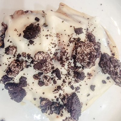 Single Serve Cookies & Cream Cinnamon Roll- Individually Packaged (Minimum Orders Of 8)