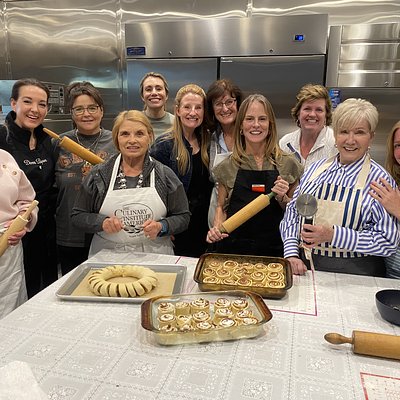 Cinnamon Rolls 3 Ways Class