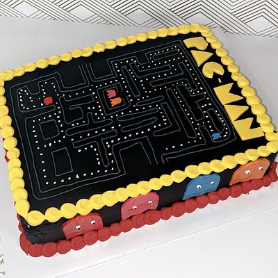 🍰 Quarter Sheet Cake (Serves 24–30)