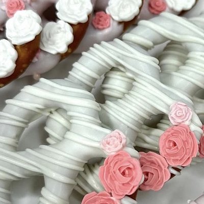 Pretzels Twisted Large Pretzels