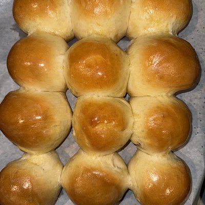 Dinner rolls