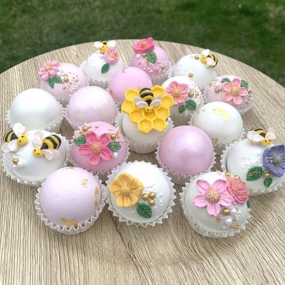 Truffle Style Cake Balls (no sticks)