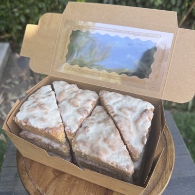 Vanilla-Glazed Scone Triangles