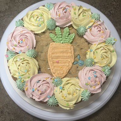 Custom Cookie Cakes