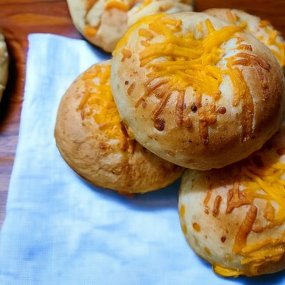 Cheddar Bagels 6pk
