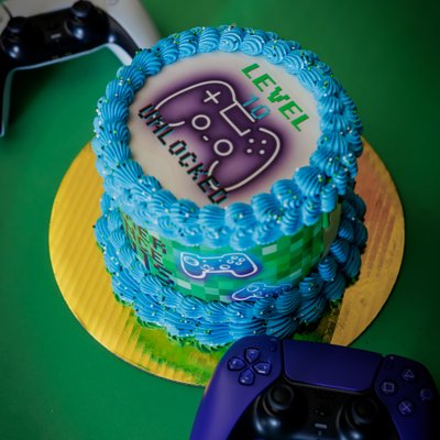 Custom Cakes