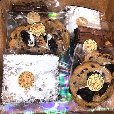 “Good Vibes Only” Box
