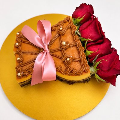 Rose Bouquet Chocoflan