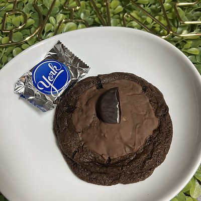 Chocolate York Cookies