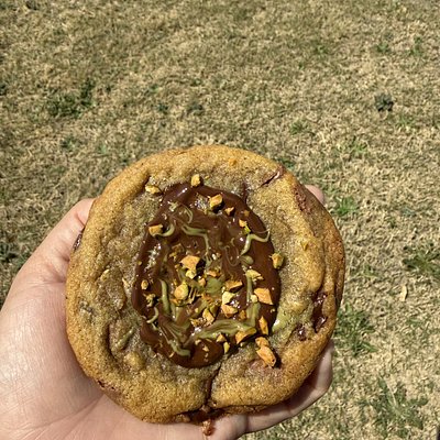 6 PK- DARK CHOCOLATE PISTACHIO COOKIES
