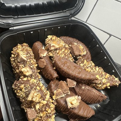 Dipped Apples 🍎🍫
