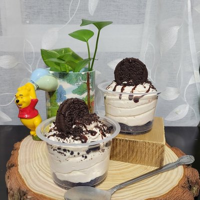 Oreo Mousse (6 Minimum)