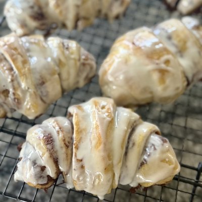 Cinnamon Roll Croissant 