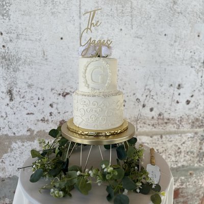 Custom Wedding Treat And Cake Package