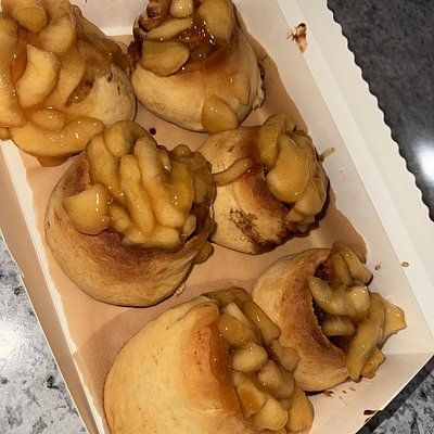 ⭐️Apple Cinnamon Roll