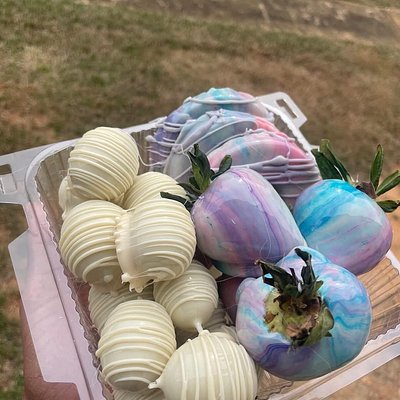 small candy sampler tray