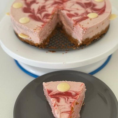 Chinese Strawberry Cheesecake 