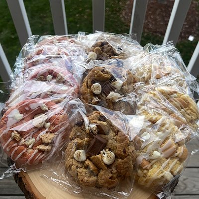 The Hive Mix ( Mix Dozen ~Choose 3 flavors)